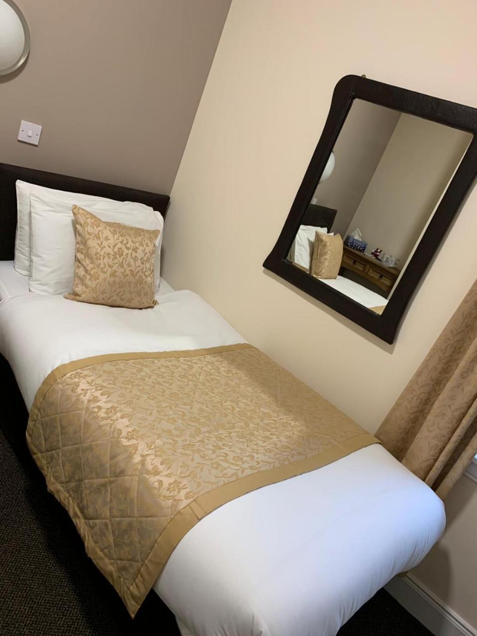 Waverley Inn Lodge Dingwall Dış mekan fotoğraf